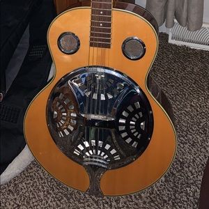 Greg Bennett dobro guitar with case